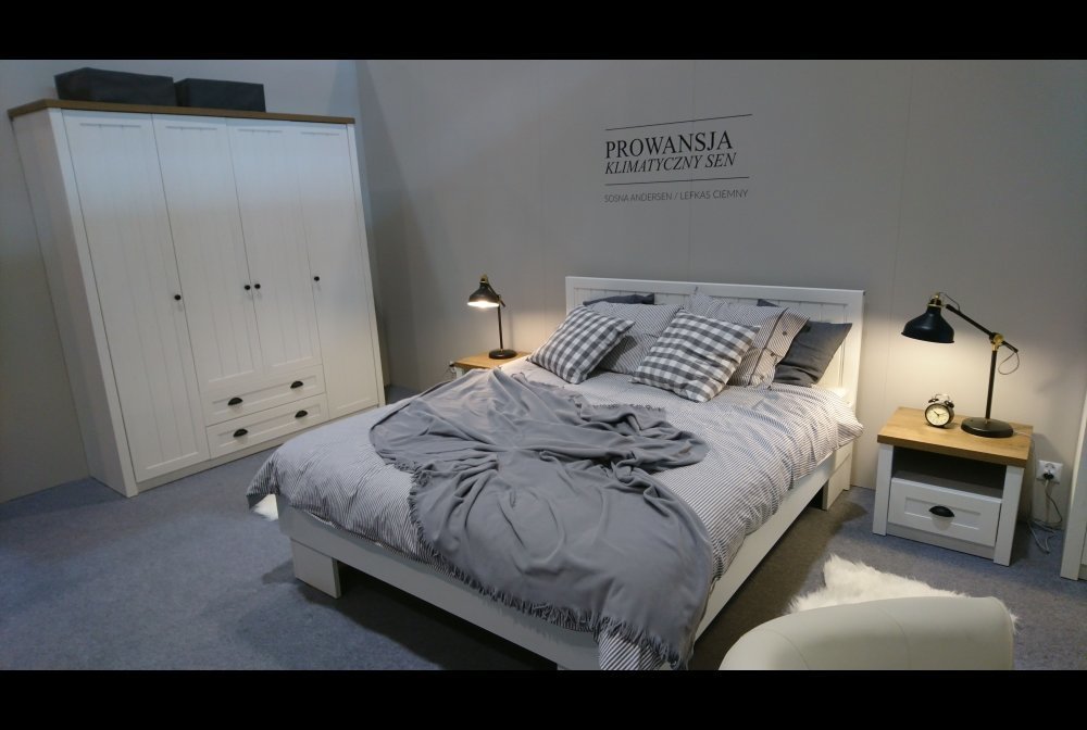 Provence bedroom 