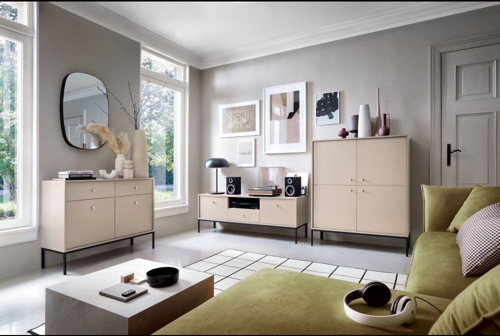 Mono beige furniture
