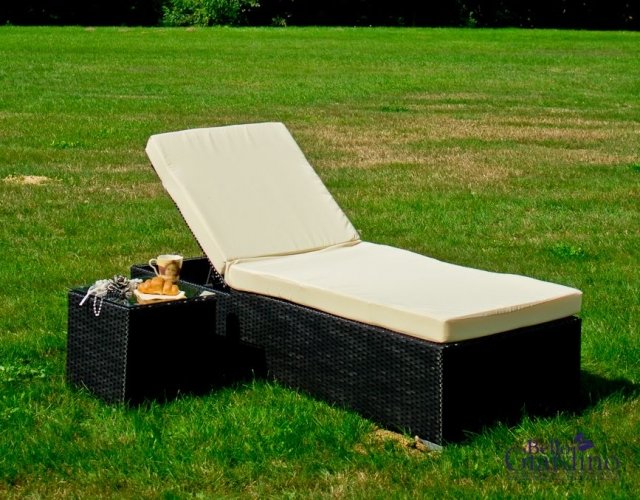 AMATO Bed + table