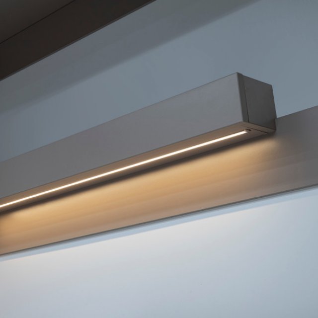 GENIUS LED Lighting 2 points controlled by remote control